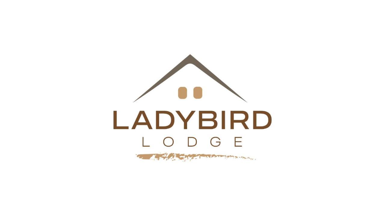 Деревянный коттедж Ladybird